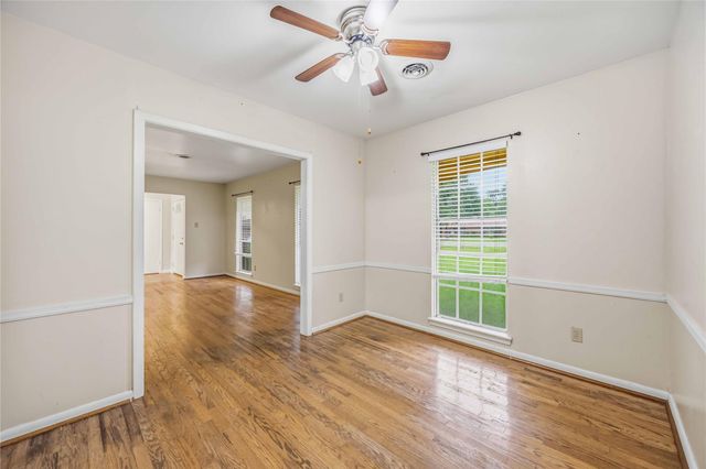 435 Rolling Wood Road, Baytown, TX 77520