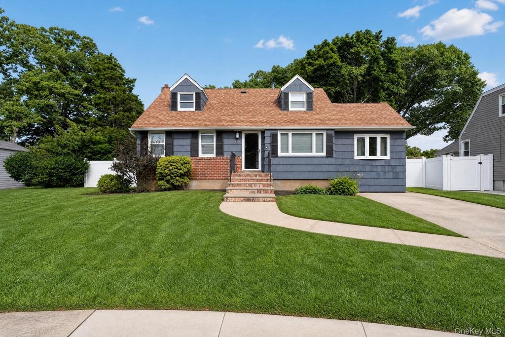 315 Harmony Drive, Massapequa Park, NY 11762 — exterior