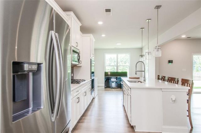 288 cattail lane Lane, Winder, GA 30680