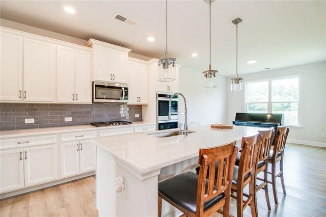 288 cattail lane Lane, Winder, GA 30680