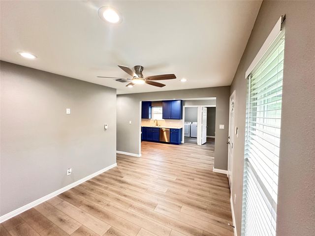 4519 Oak Shadows Drive, Houston, TX 77091