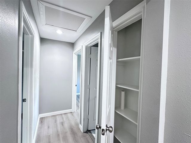4519 Oak Shadows Drive, Houston, TX 77091