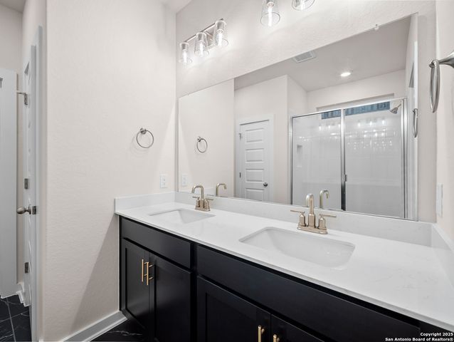 6806 Comanche Post, San Antonio, TX 78233