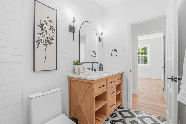 1429 E PARK CIRCLE, Tampa, FL 33604