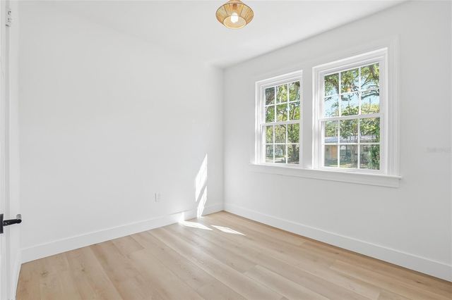 1429 E PARK CIRCLE, Tampa, FL 33604