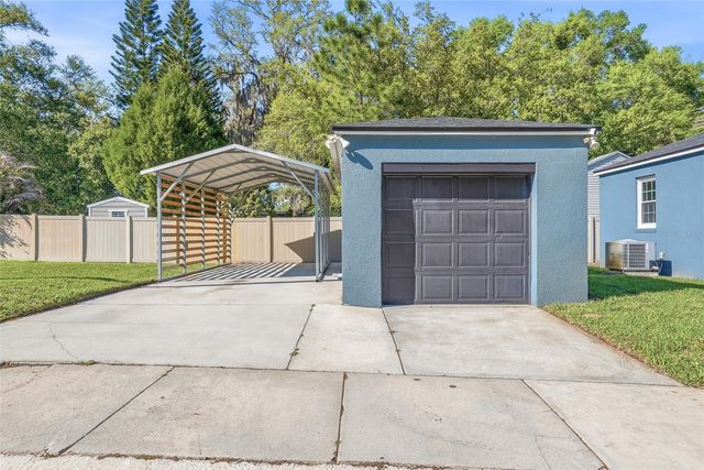 1429 E PARK CIRCLE, Tampa, FL 33604