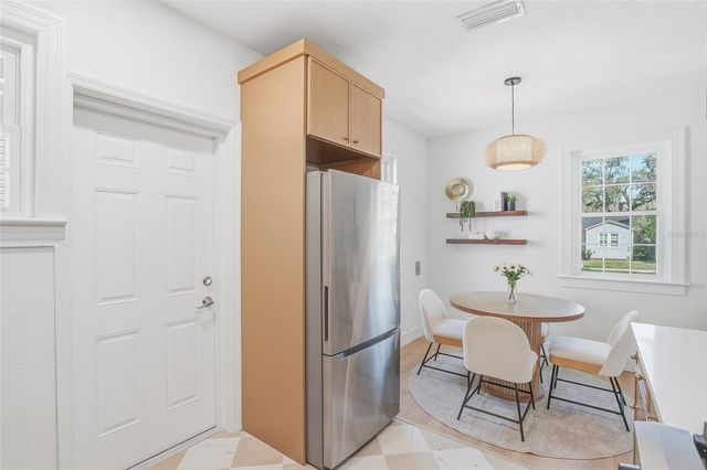 1429 E PARK CIRCLE, Tampa, FL 33604