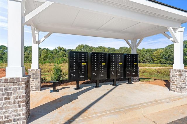 19 Crest Drive 2, Hartwell, GA 30643