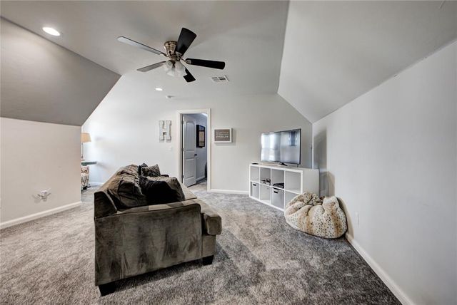 4401 N Central Road, Bethany, OK 73008