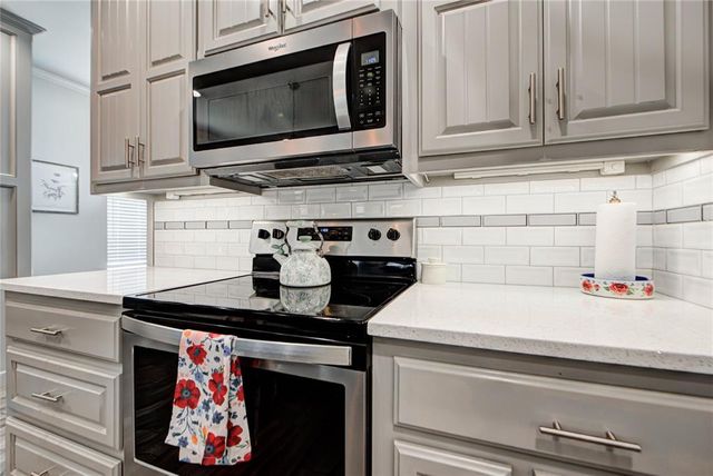 4401 N Central Road, Bethany, OK 73008