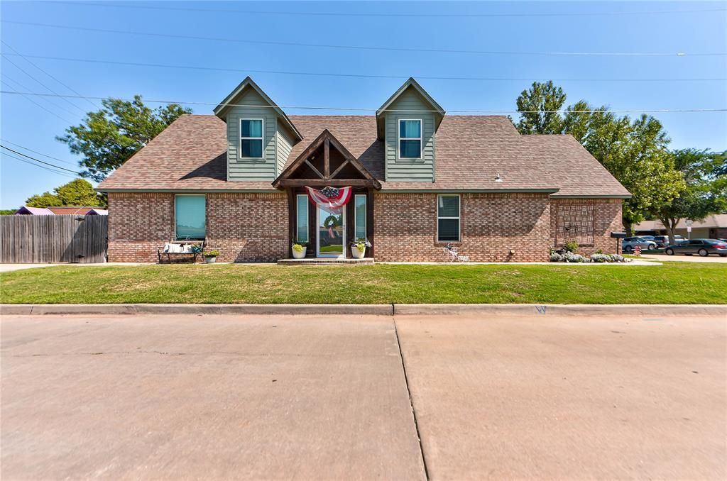 4401 N Central Road, Bethany, OK 73008