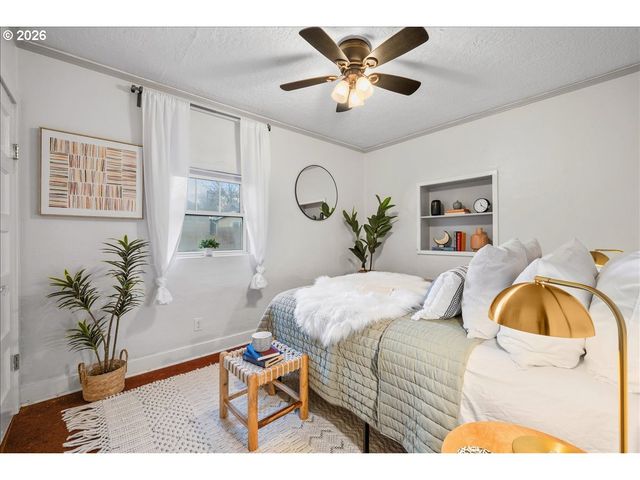 6208 Ne 33RD Ave, Portland, OR 97211