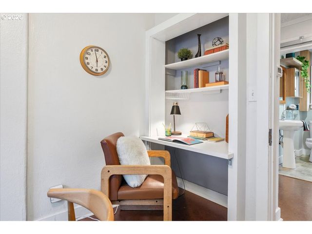 6208 Ne 33RD Ave, Portland, OR 97211