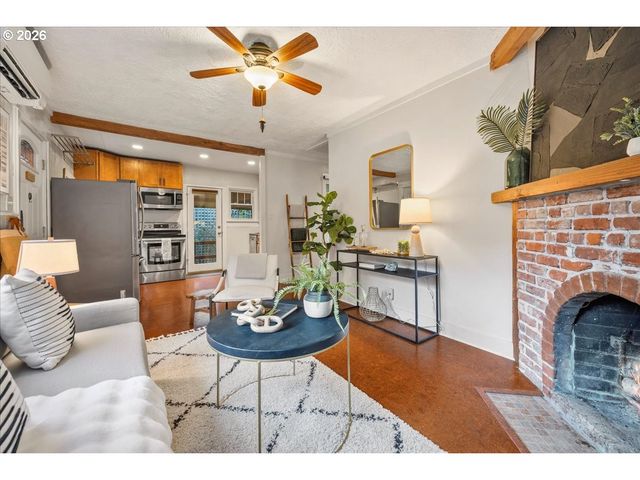 6208 Ne 33RD Ave, Portland, OR 97211