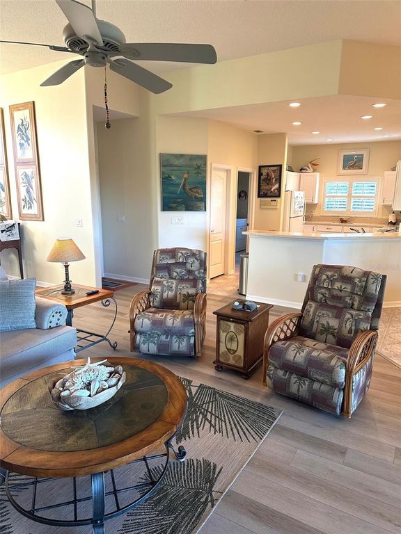 Image 22 of property listing at 251 W REXFORD DRIVE, Beverly Hills, FL 34465