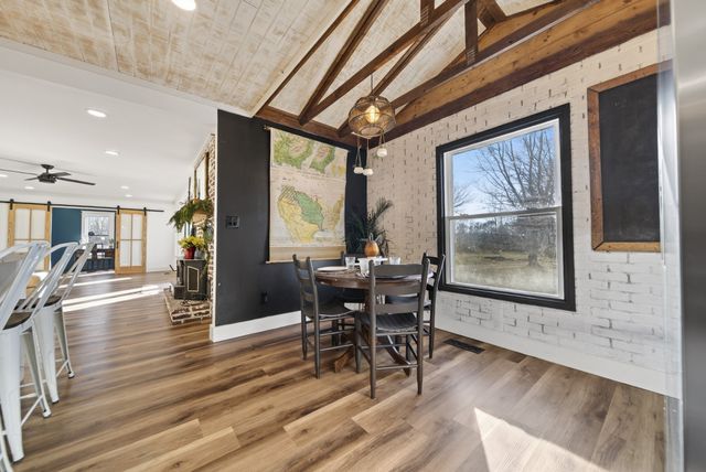 322 Shun Pike, Cottontown, TN 37048