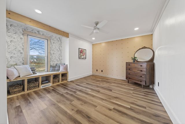 322 Shun Pike, Cottontown, TN 37048