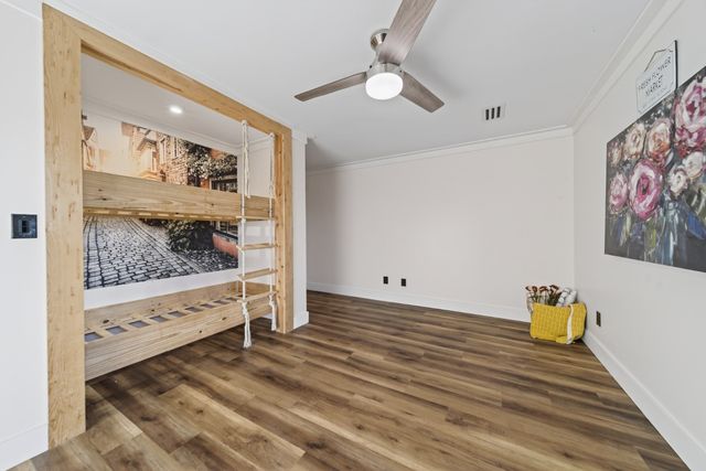 322 Shun Pike, Cottontown, TN 37048