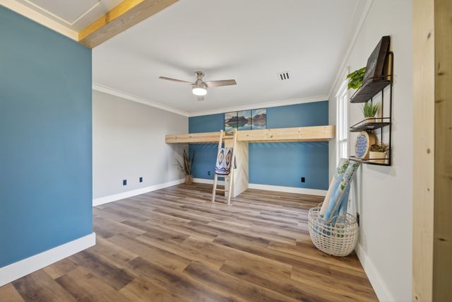 322 Shun Pike, Cottontown, TN 37048