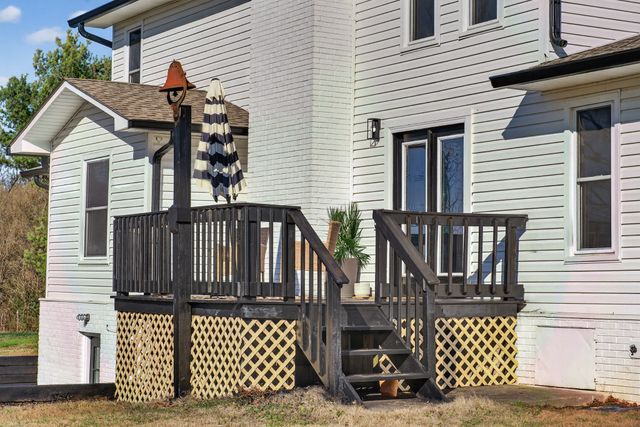 322 Shun Pike, Cottontown, TN 37048