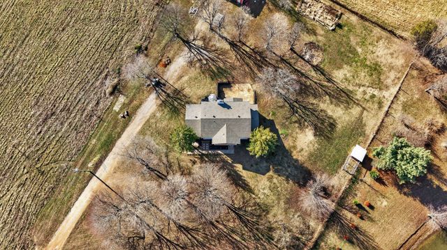 322 Shun Pike, Cottontown, TN 37048