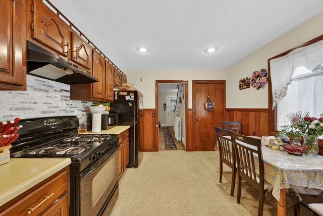 75 Alden St, Lynn, MA 01902