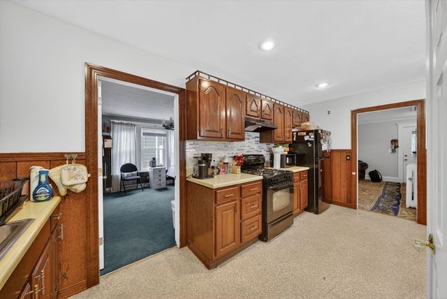 75 Alden St, Lynn, MA 01902