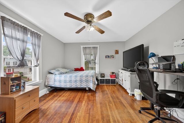 75 Alden St, Lynn, MA 01902