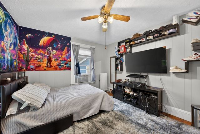75 Alden St, Lynn, MA 01902