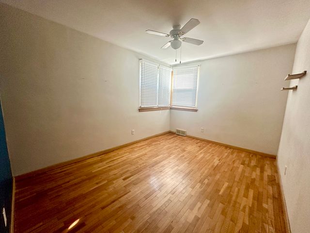 2209 Berry Avenue, Ottawa, IL 61350