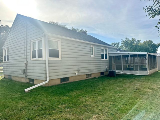 2209 Berry Avenue, Ottawa, IL 61350