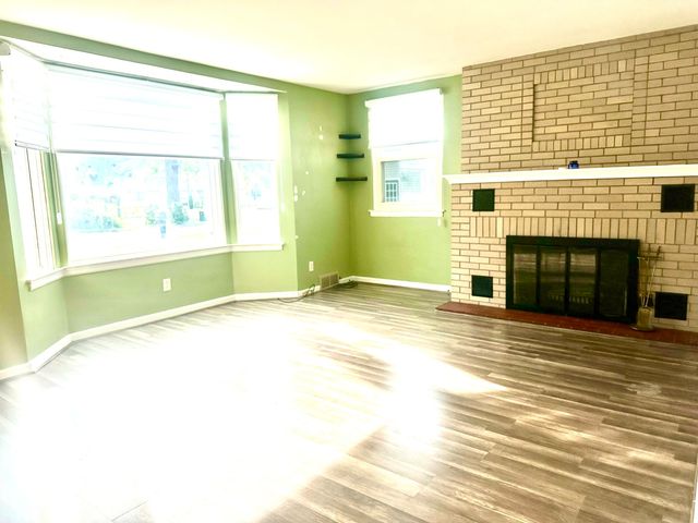 2209 Berry Avenue, Ottawa, IL 61350