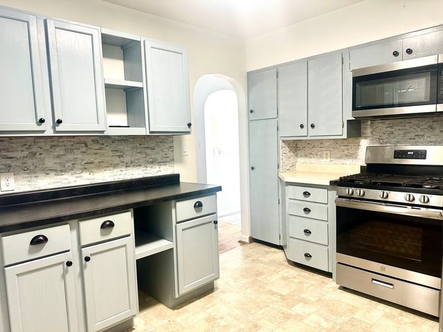 2209 Berry Avenue, Ottawa, IL 61350