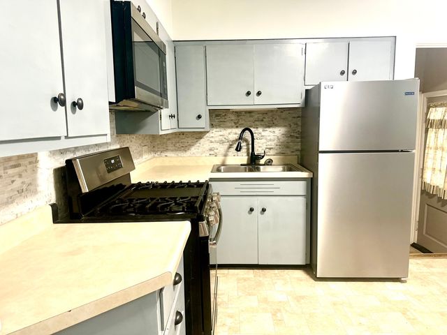 2209 Berry Avenue, Ottawa, IL 61350