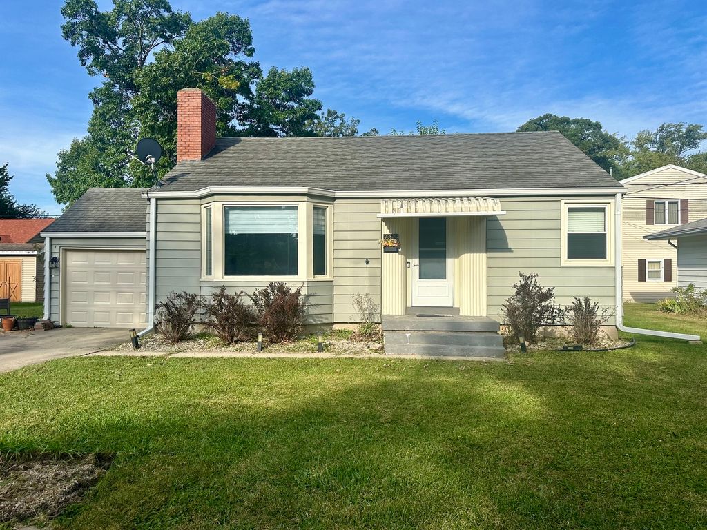 2209 Berry Avenue, Ottawa, IL 61350