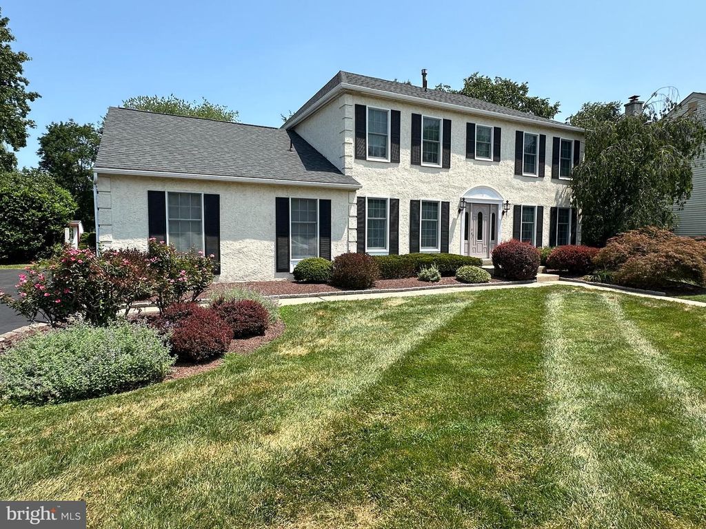 732 PAXSON LN, Langhorne, PA 19047
