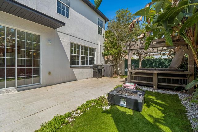 17500 GLENAPP DRIVE, Land O Lakes, FL 34638