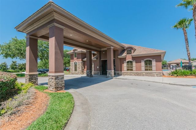 17500 GLENAPP DRIVE, Land O Lakes, FL 34638