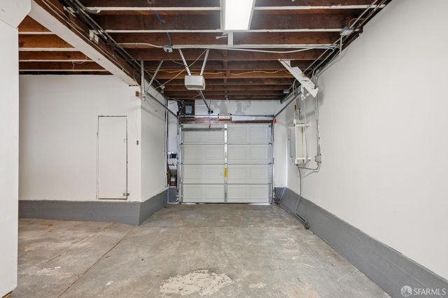 1320 Hawes Street, San Francisco, CA 94124