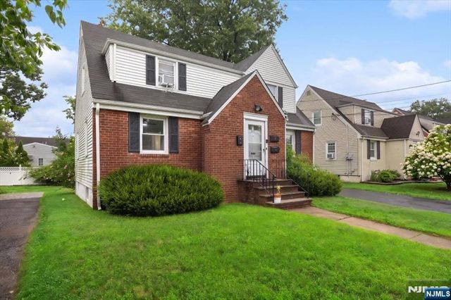 3-17 31st Street, Fair Lawn, NJ 07410