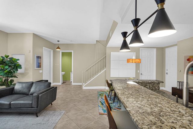 2601 NE 14th Avenue 115, Wilton Manors, FL 33334