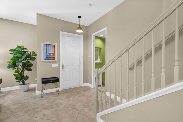 2601 NE 14th Avenue 115, Wilton Manors, FL 33334