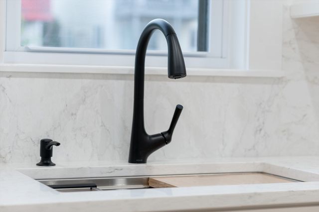 262 Park Ave, Revere, MA 02151