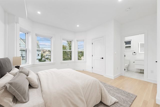 262 Park Ave, Revere, MA 02151