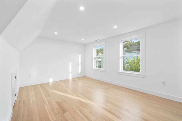 262 Park Ave, Revere, MA 02151