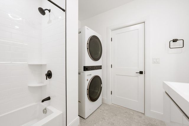 262 Park Ave, Revere, MA 02151