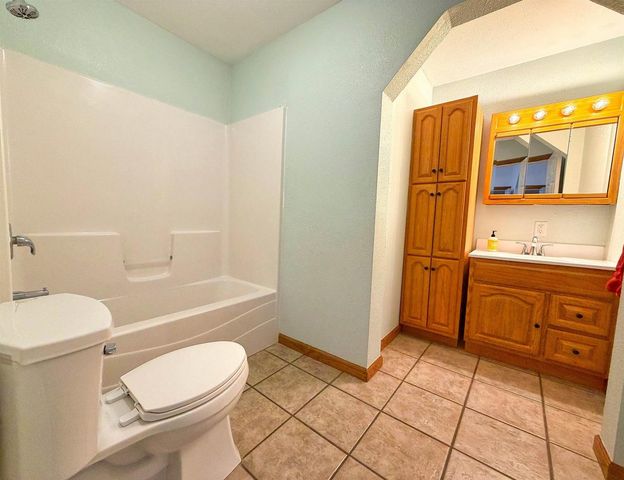 926 EASTMAN STREET, Oshkosh, WI 54901