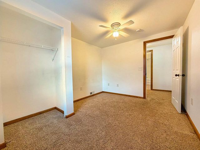 926 EASTMAN STREET, Oshkosh, WI 54901