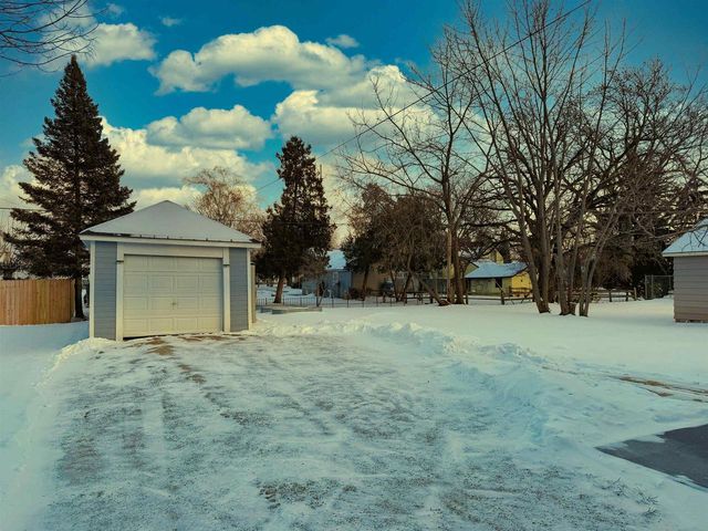 926 EASTMAN STREET, Oshkosh, WI 54901