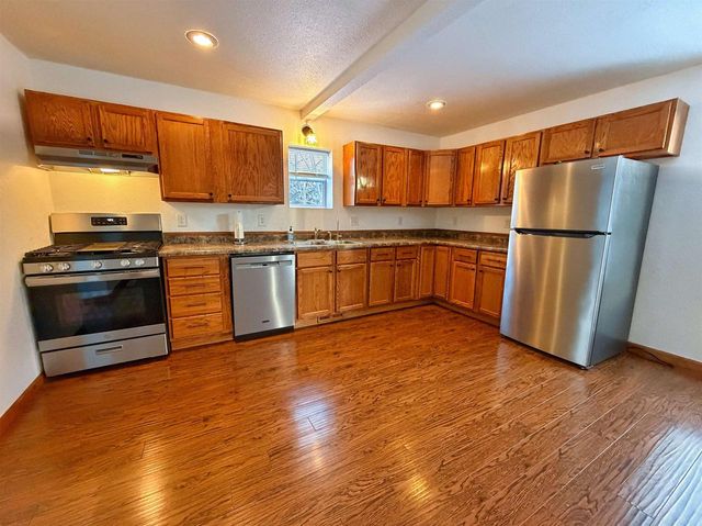 926 EASTMAN STREET, Oshkosh, WI 54901